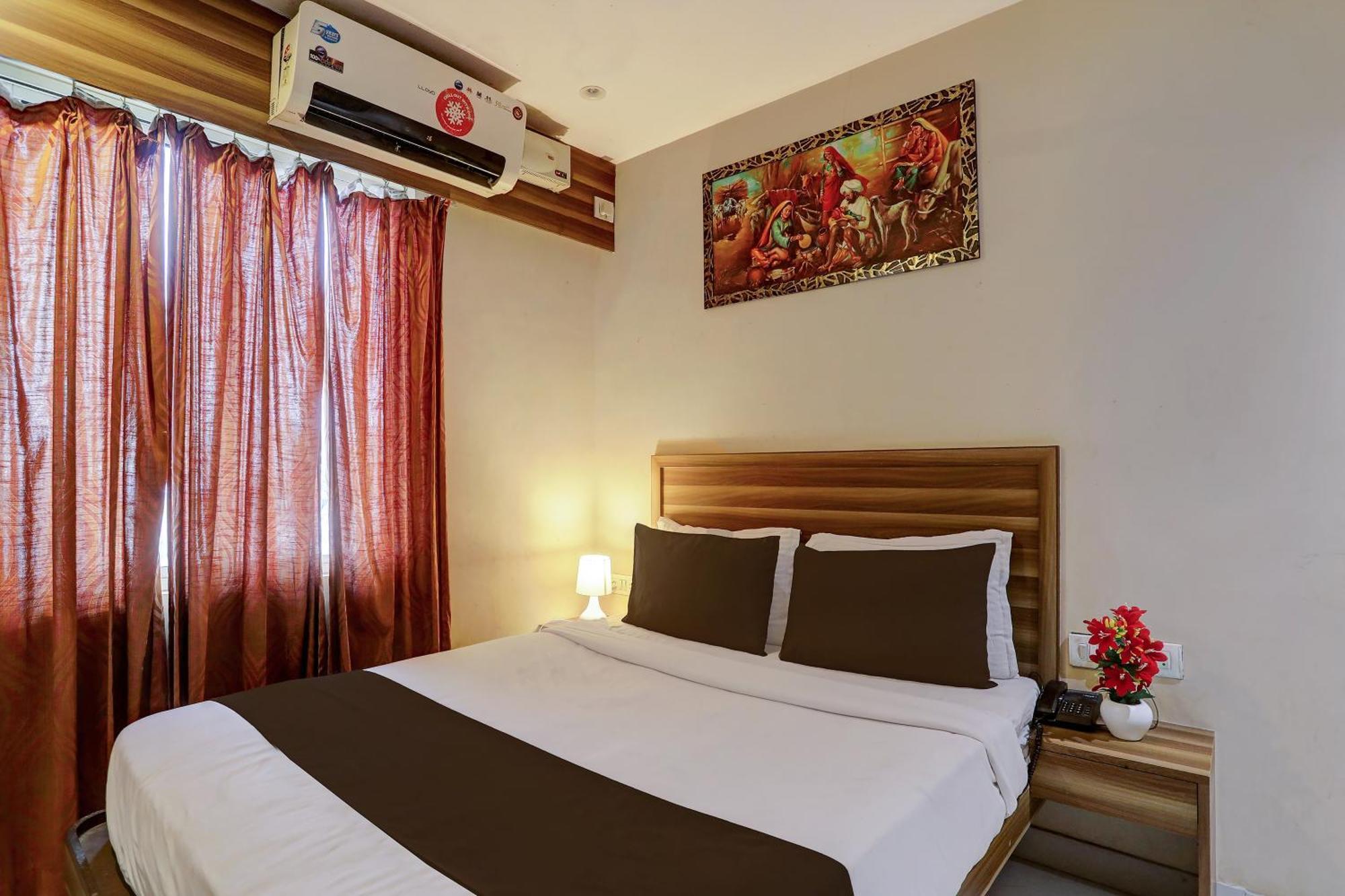 Super Hotel O Vaishnavi Inn Hyderabad Exterior photo